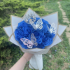 Ramo de rosas azules