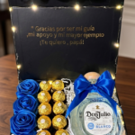 Detalle con frase y bebida personalizada