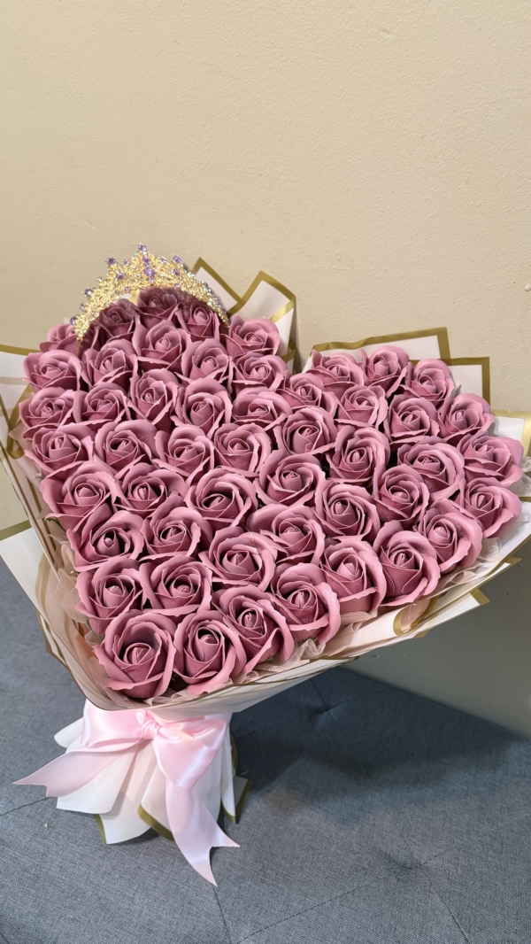 Ramo de 50 rosas de jabon rosa palo