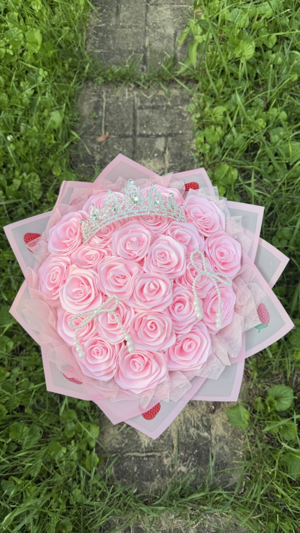 Ramo rosa de 25 rosas eternas